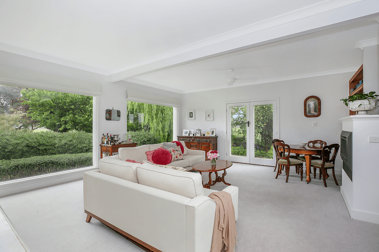 999 Kurweeton Road, DERRINALLUM, VIC 3325