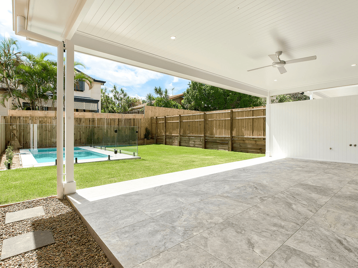 9 School Road, STAFFORD, QLD 4053