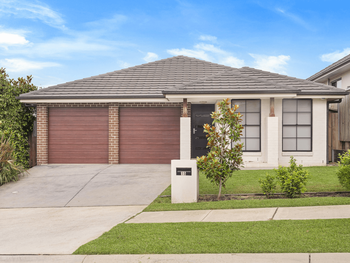 15 Kinloch Street, Gledswood Hills, NSW 2557