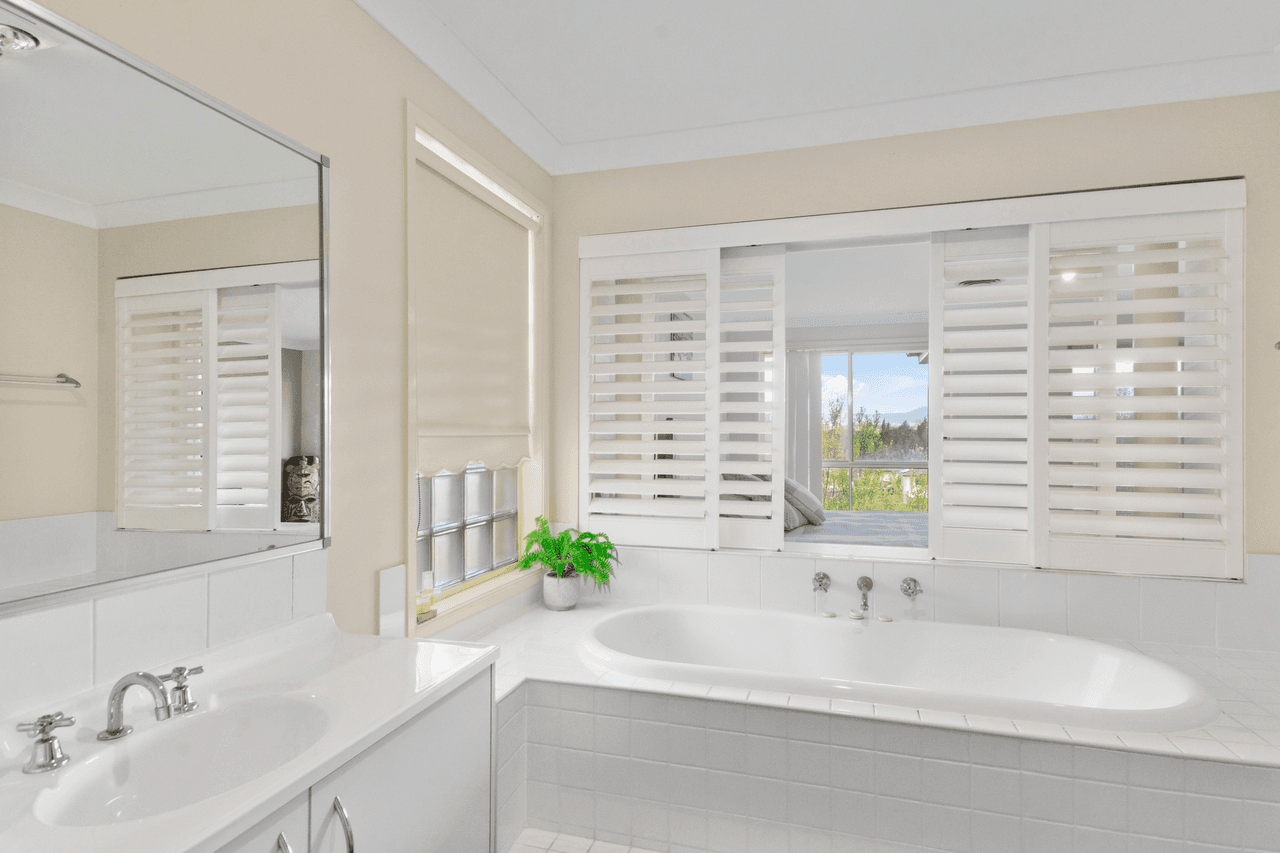 2 Erin Place, HORSLEY, NSW 2530