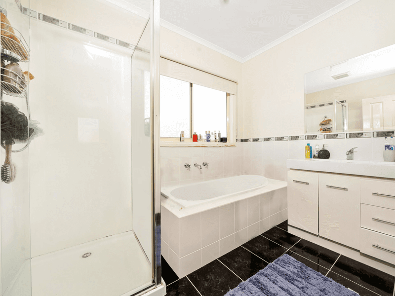 Unit 1/16 Athol Road, NOBLE PARK, VIC 3174