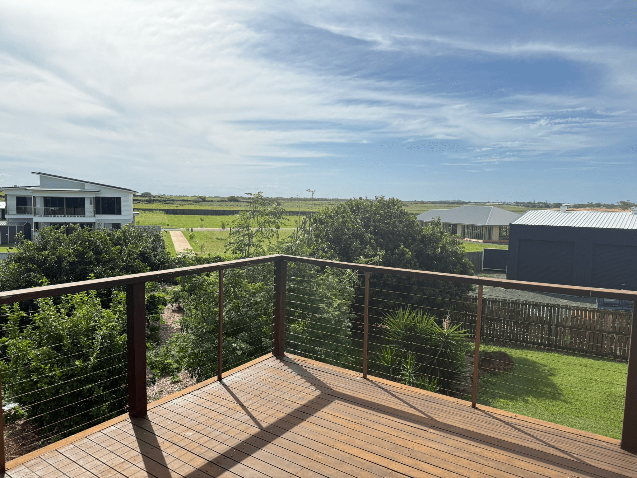 7 Dolphin Court, ELLIOTT HEADS, QLD 4670