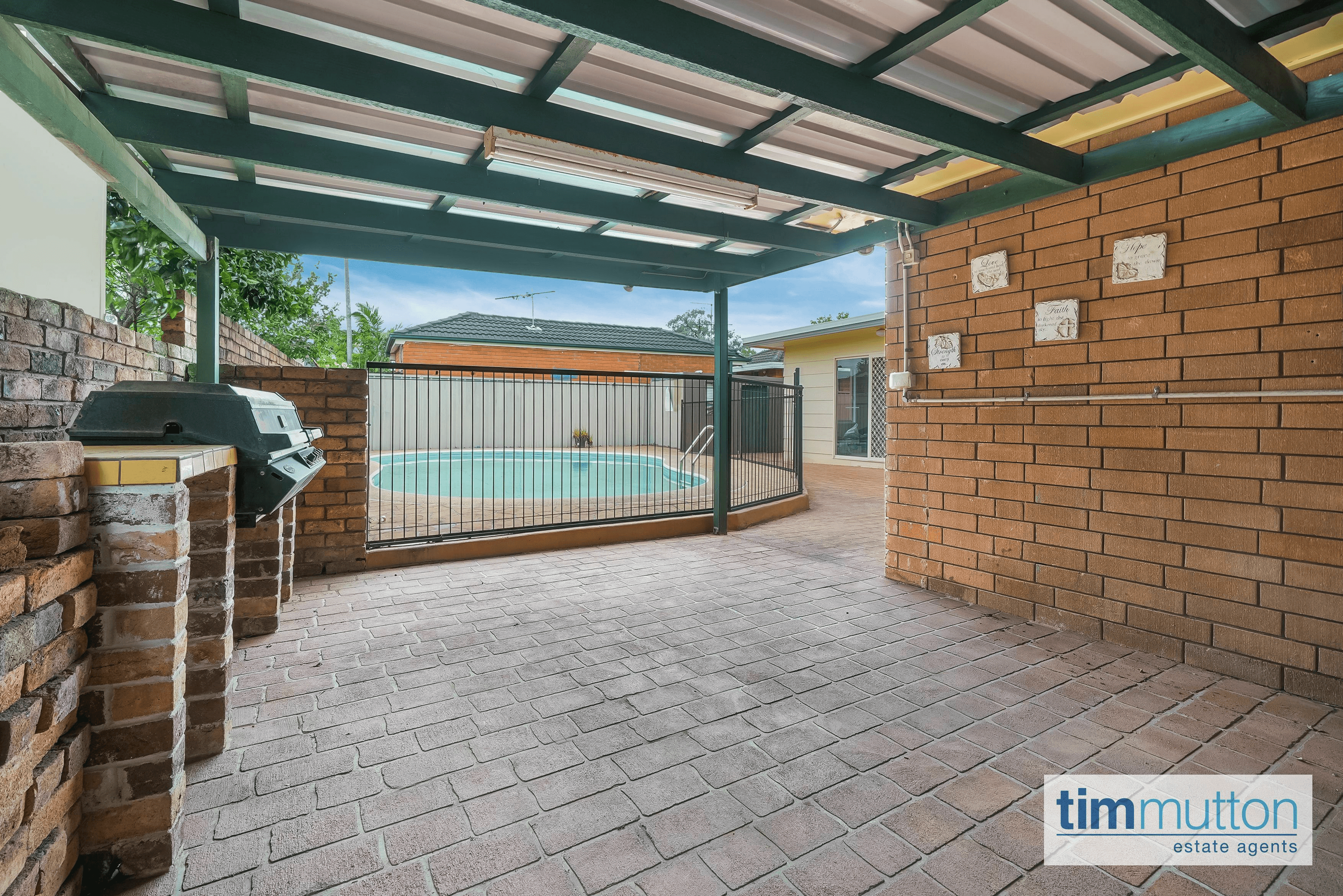 22 Raleigh Rd, Milperra, NSW 2214