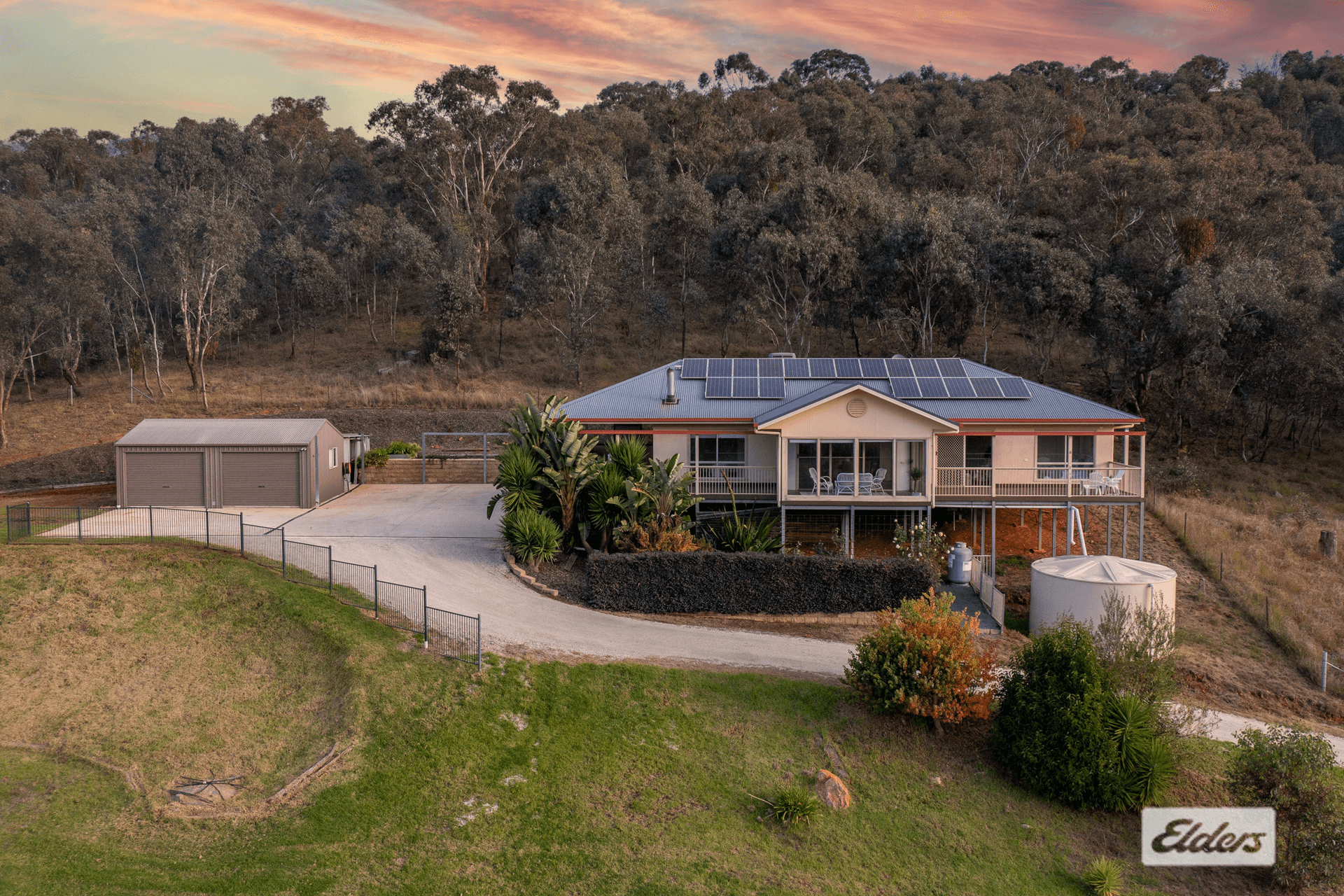 22 Hillview Rise, Hamilton Valley, NSW 2641