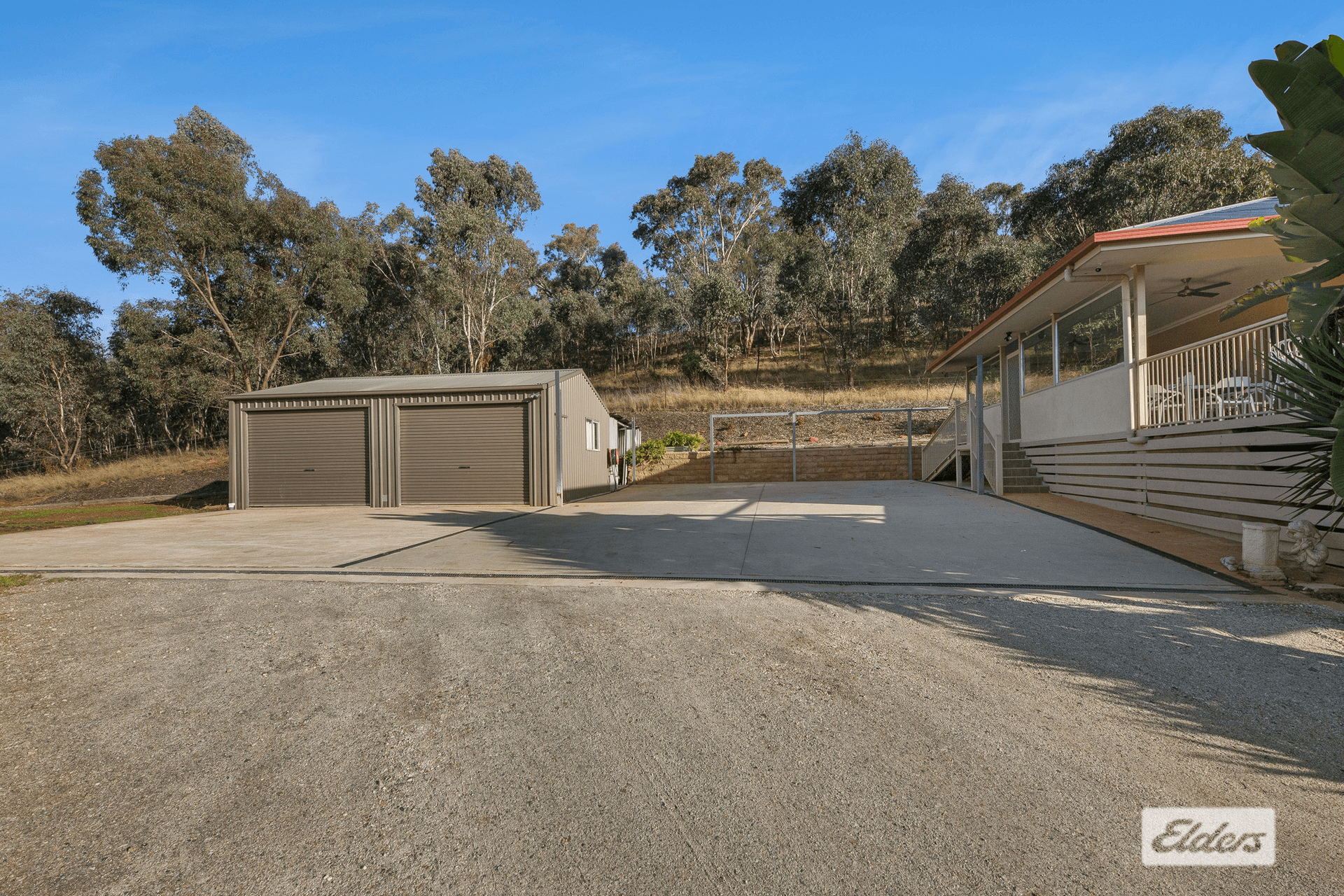 22 Hillview Rise, Hamilton Valley, NSW 2641