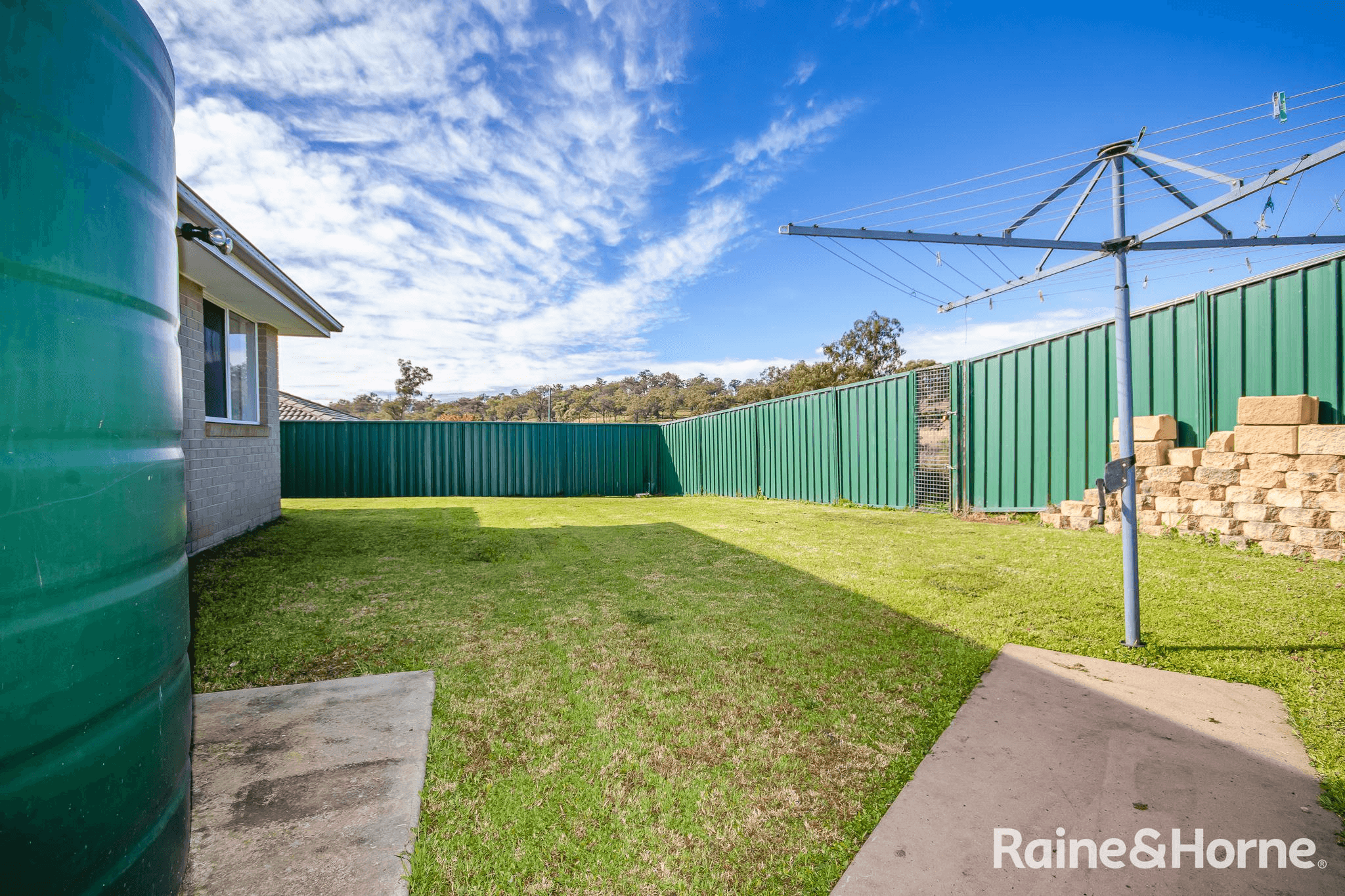 79 Henry Dangar Drive, MUSWELLBROOK, NSW 2333