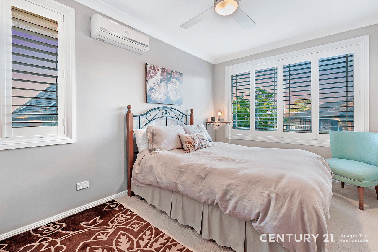 2/21A Tanbark Place, Dural, NSW 2158