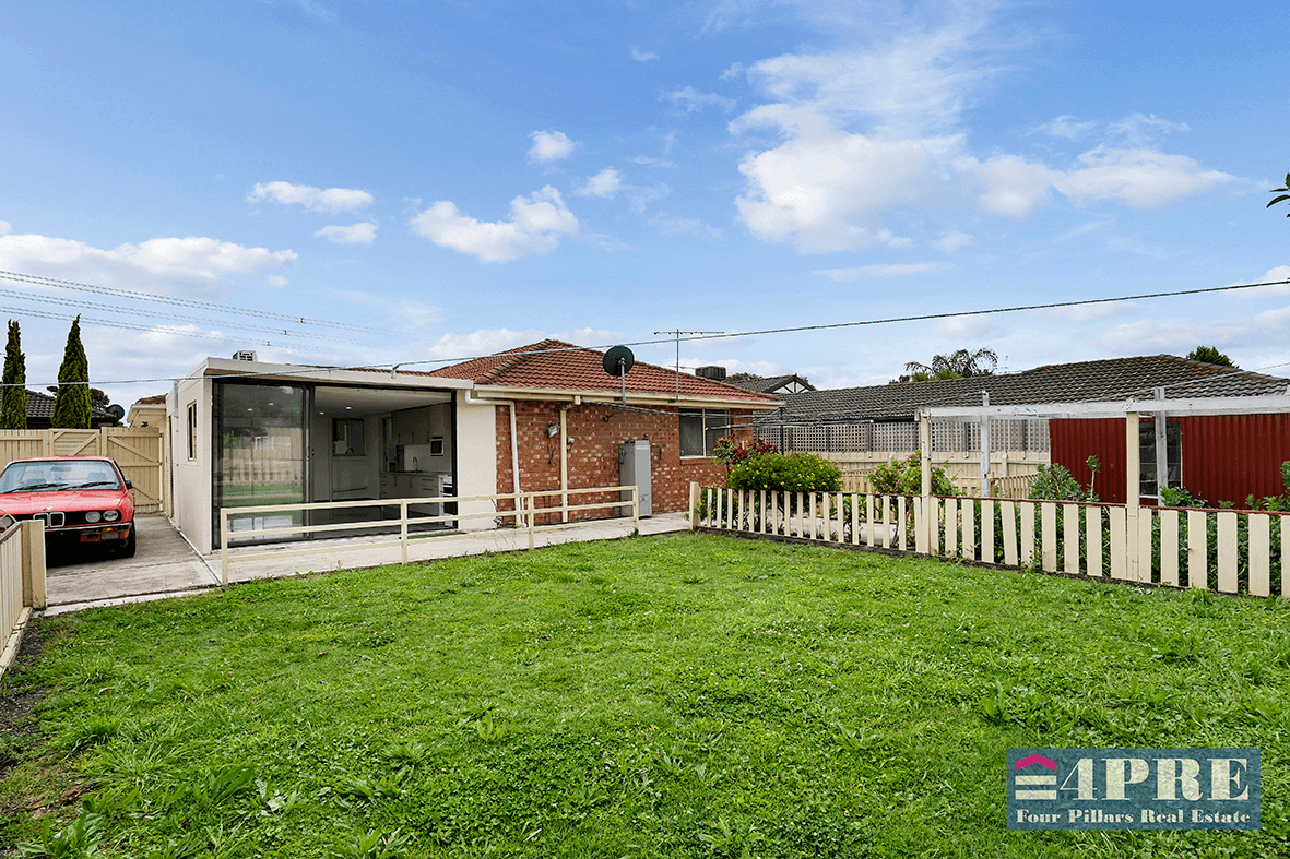 8 Wintle Close, ROXBURGH PARK, VIC 3064
