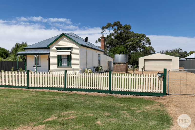 10 Johnson Street, SKIPTON, VIC 3361