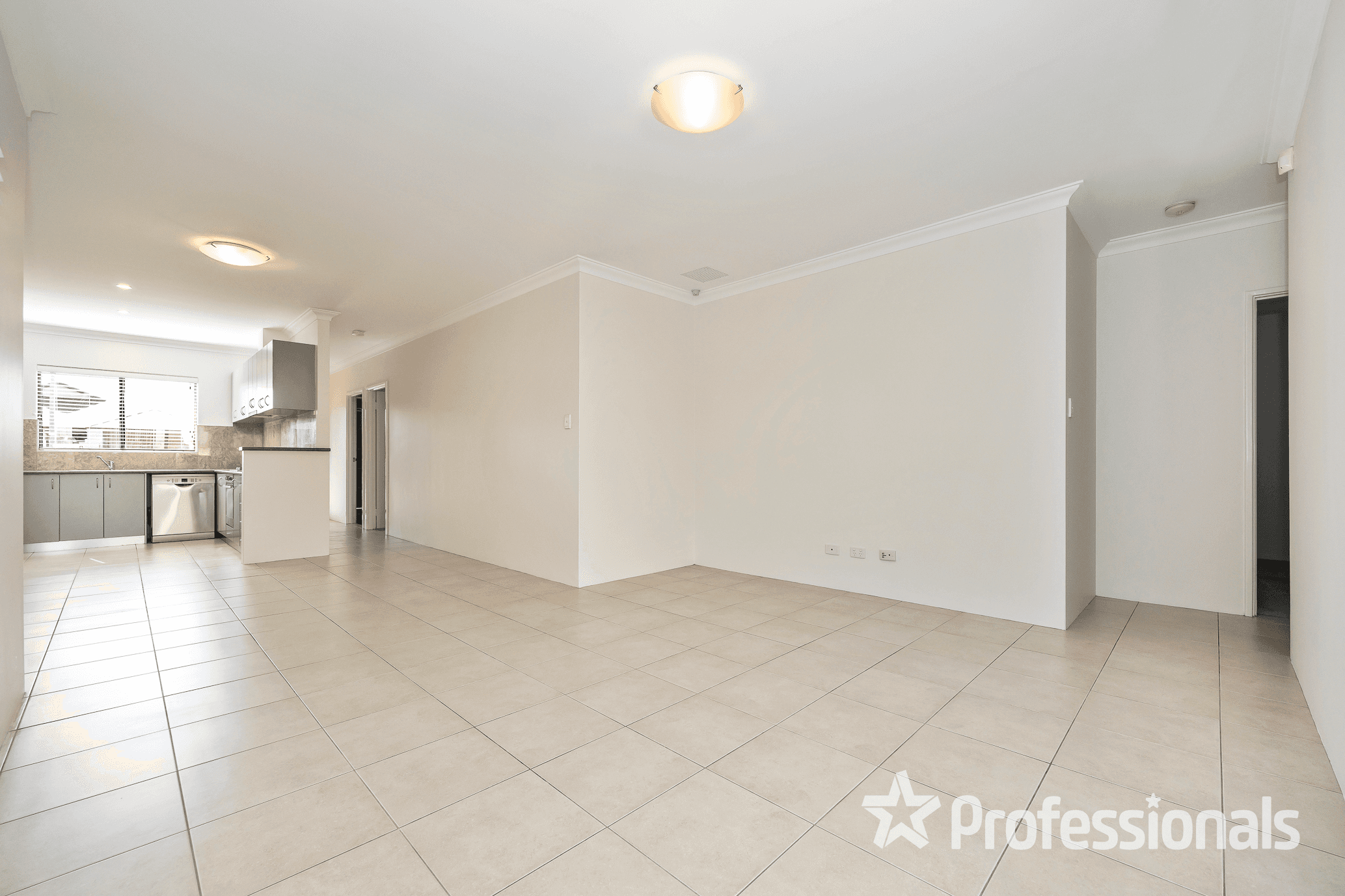 1/82 Rangeview Rd, LANDSDALE, WA 6065