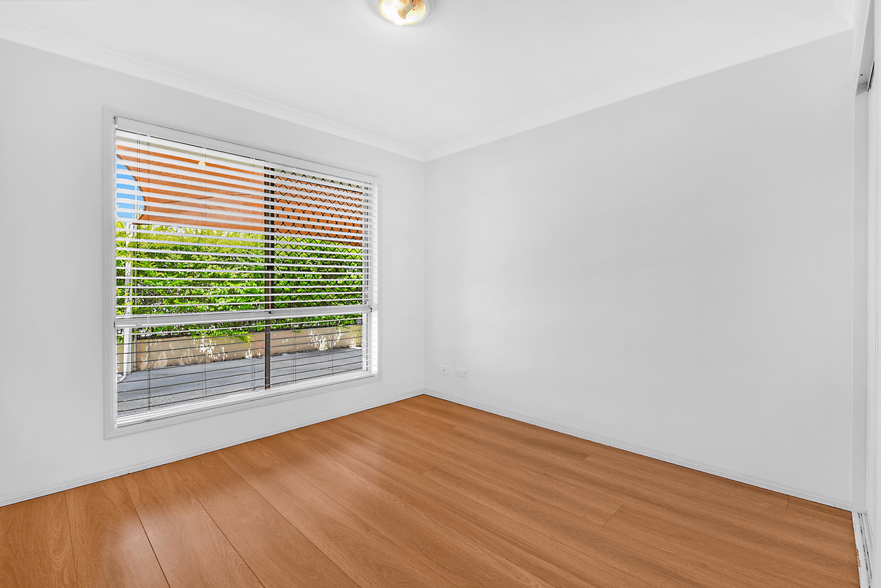 1/119 Greenacre Drive, PARKWOOD, QLD 4214