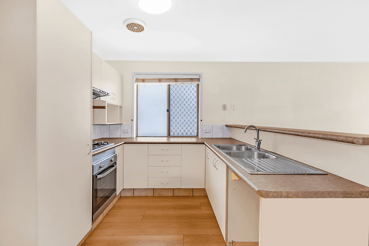 1/119 Greenacre Drive, PARKWOOD, QLD 4214