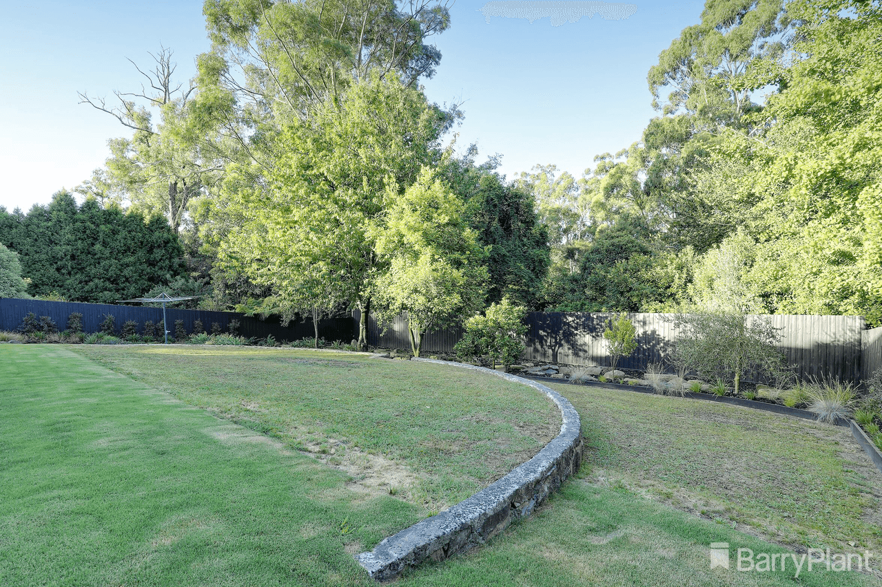 11 Steane Street, COCKATOO, VIC 3781