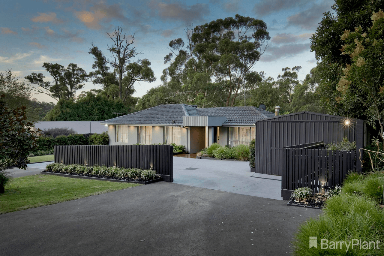 11 Steane Street, COCKATOO, VIC 3781