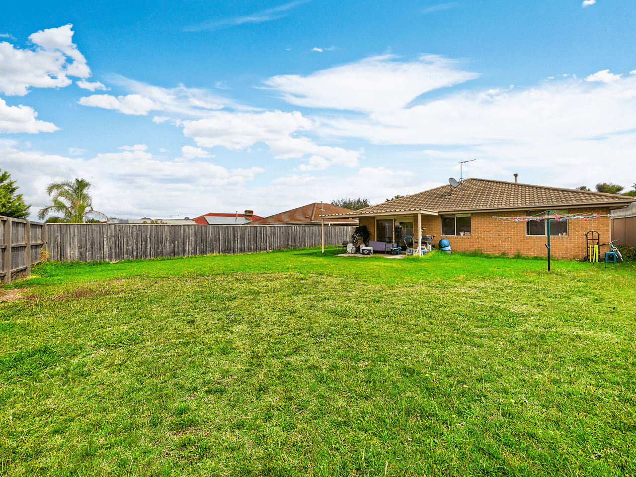 13 Cobungra Court, HALLAM, VIC 3803