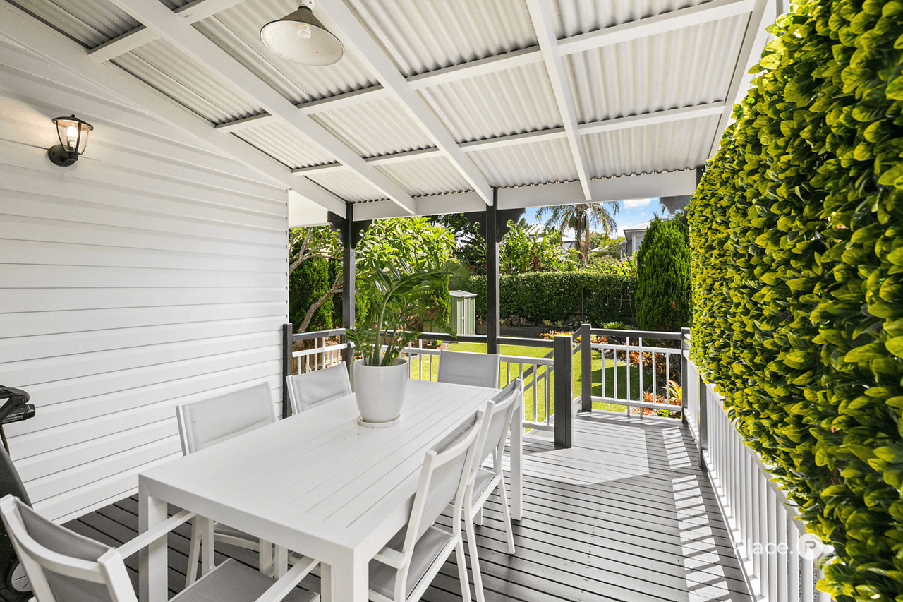 34 Belgrave Street, Balmoral, QLD 4171