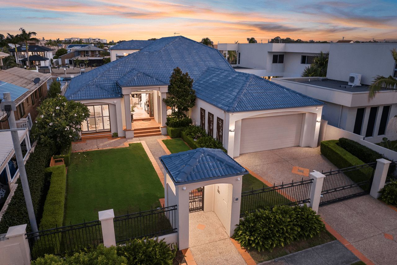 10 Sapphire Street, HOLLYWELL, QLD 4216