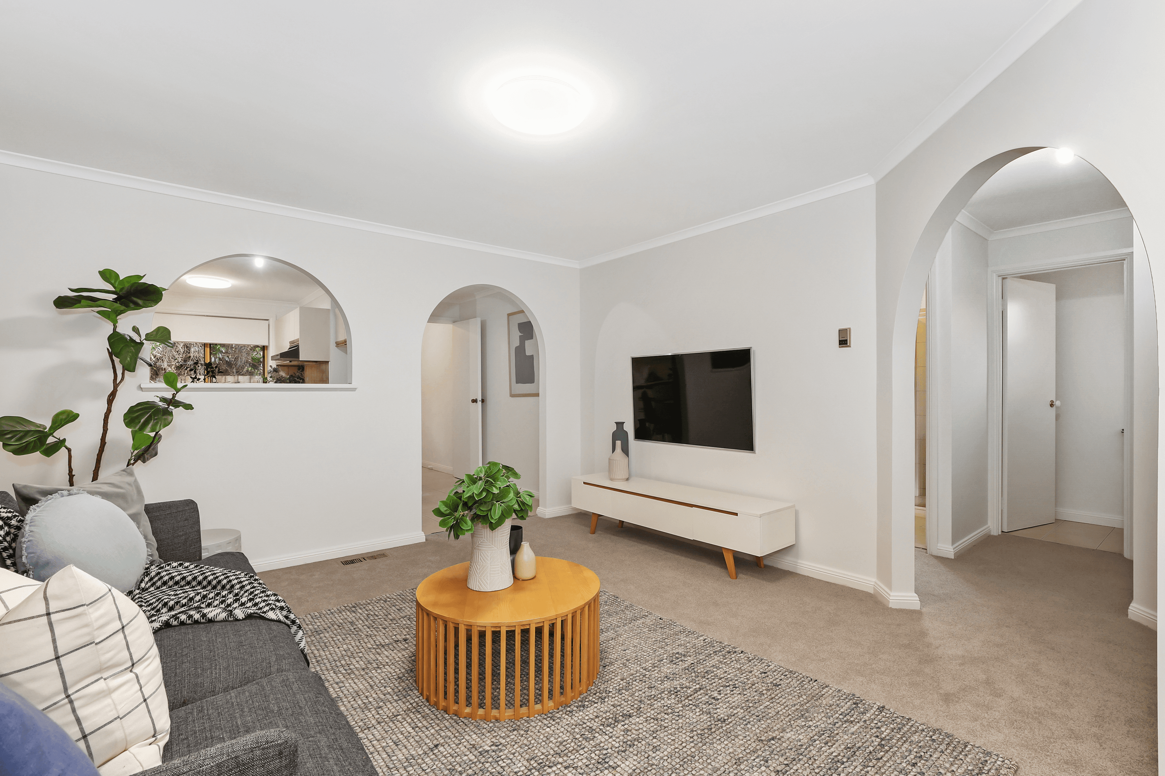 2/33 Grice Crescent, Essendon, VIC 3040