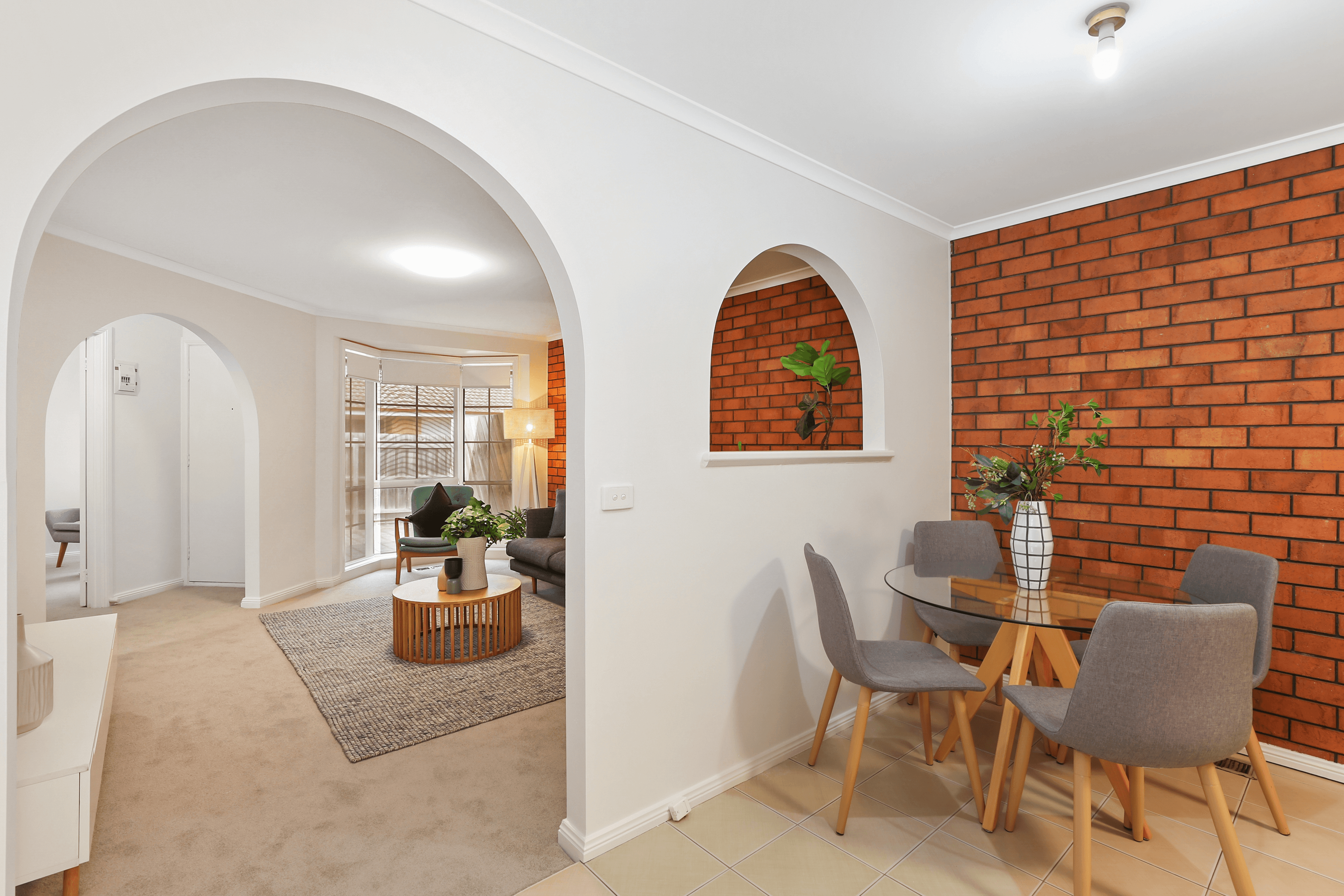 2/33 Grice Crescent, Essendon, VIC 3040