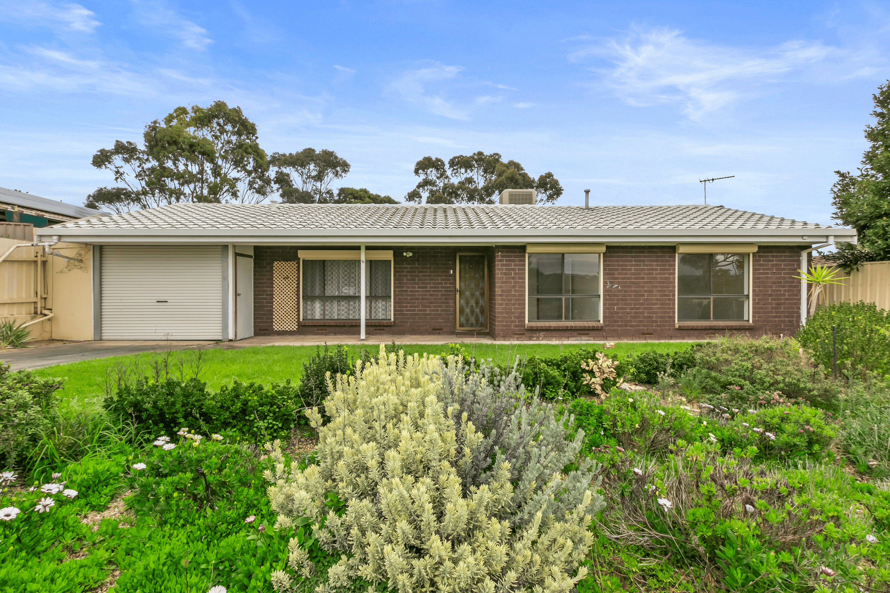 70 Glenhelen Road, MORPHETT VALE, SA 5162