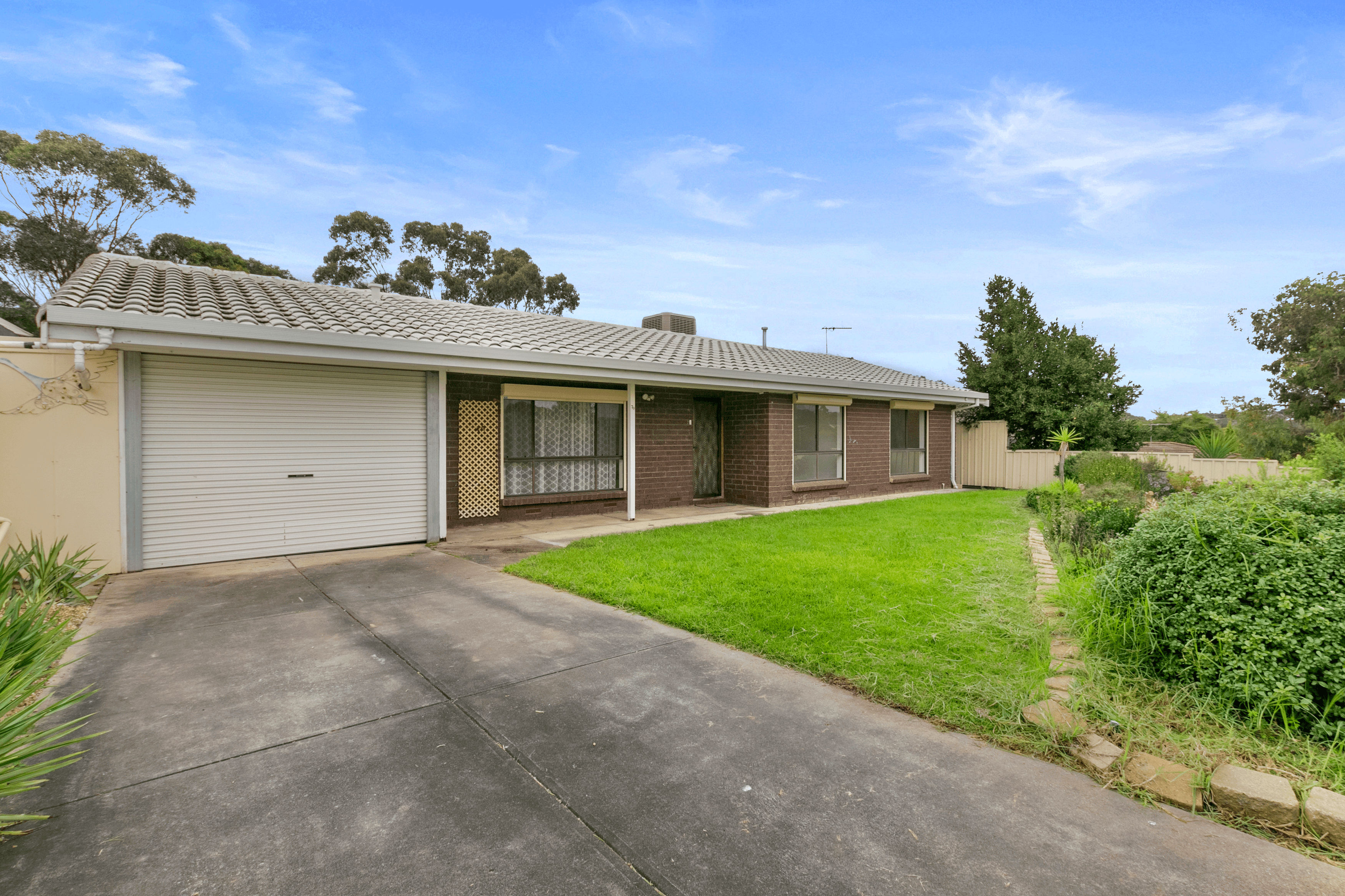 70 Glenhelen Road, MORPHETT VALE, SA 5162