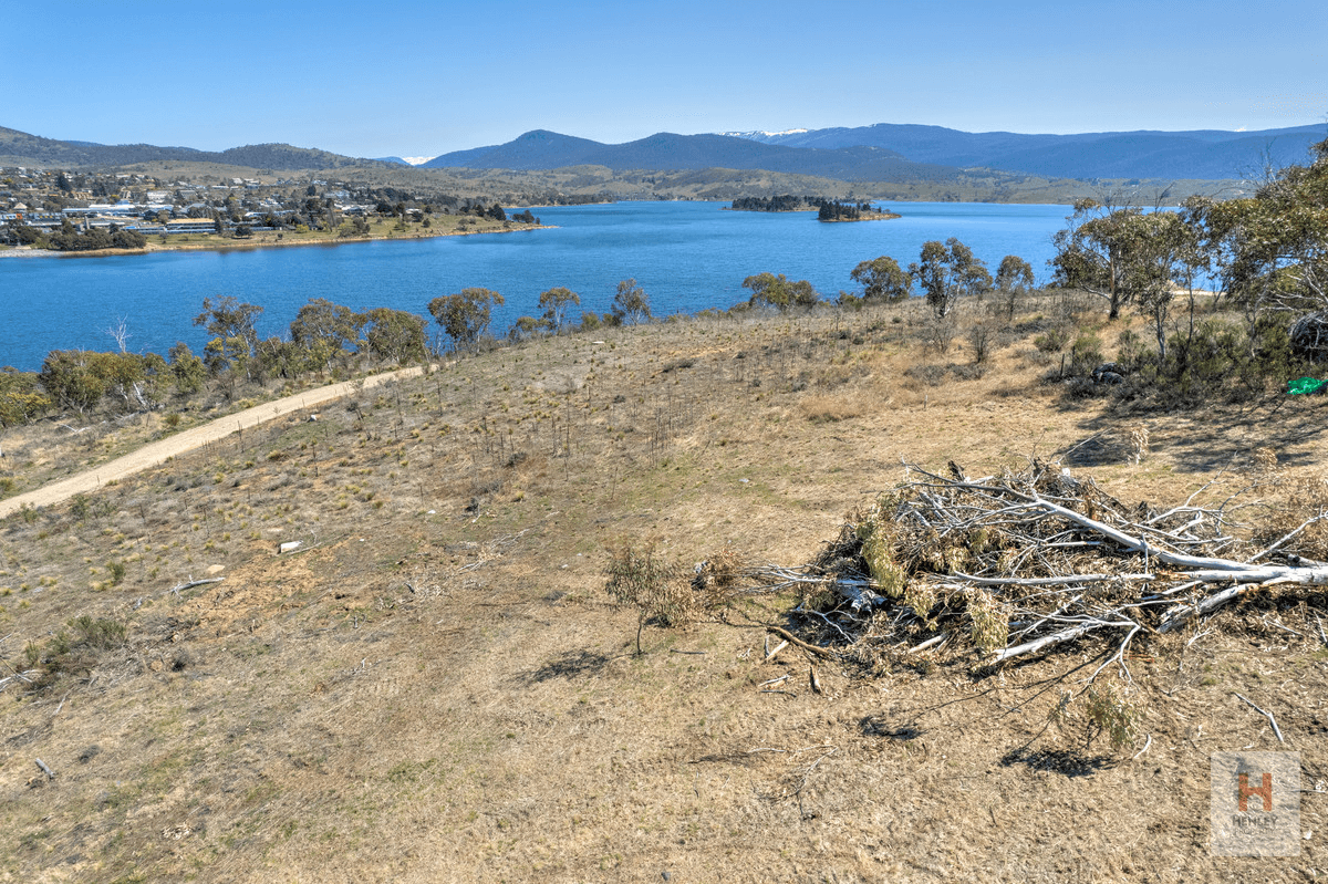 25 Echidna Place, East Jindabyne, NSW 2627