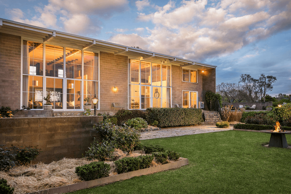 51 Old Sydney Road, Table Top, NSW 2640