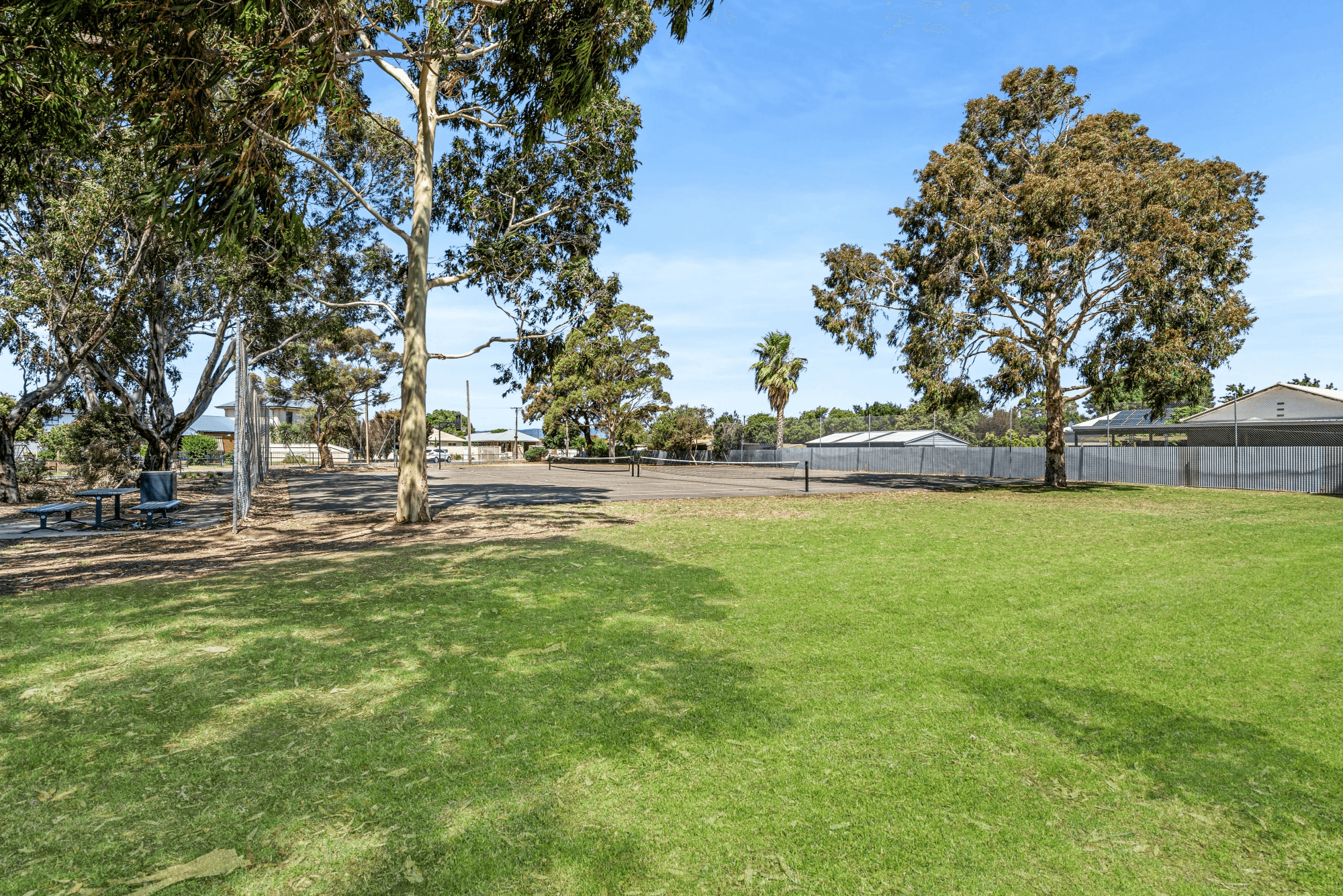 4 Dampier Avenue, FINDON, SA 5023