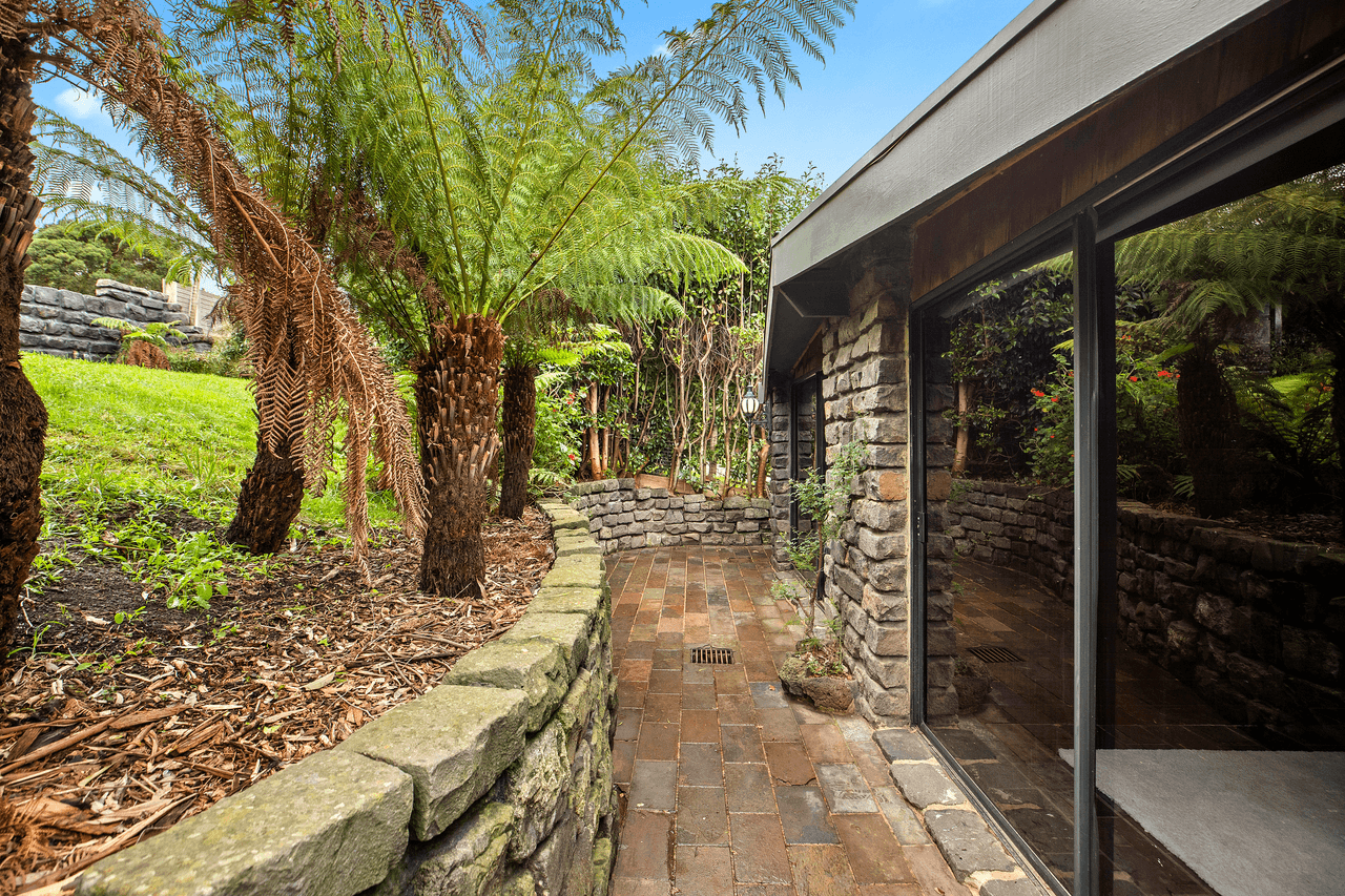 290 Glenfern Road, UPWEY, VIC 3158