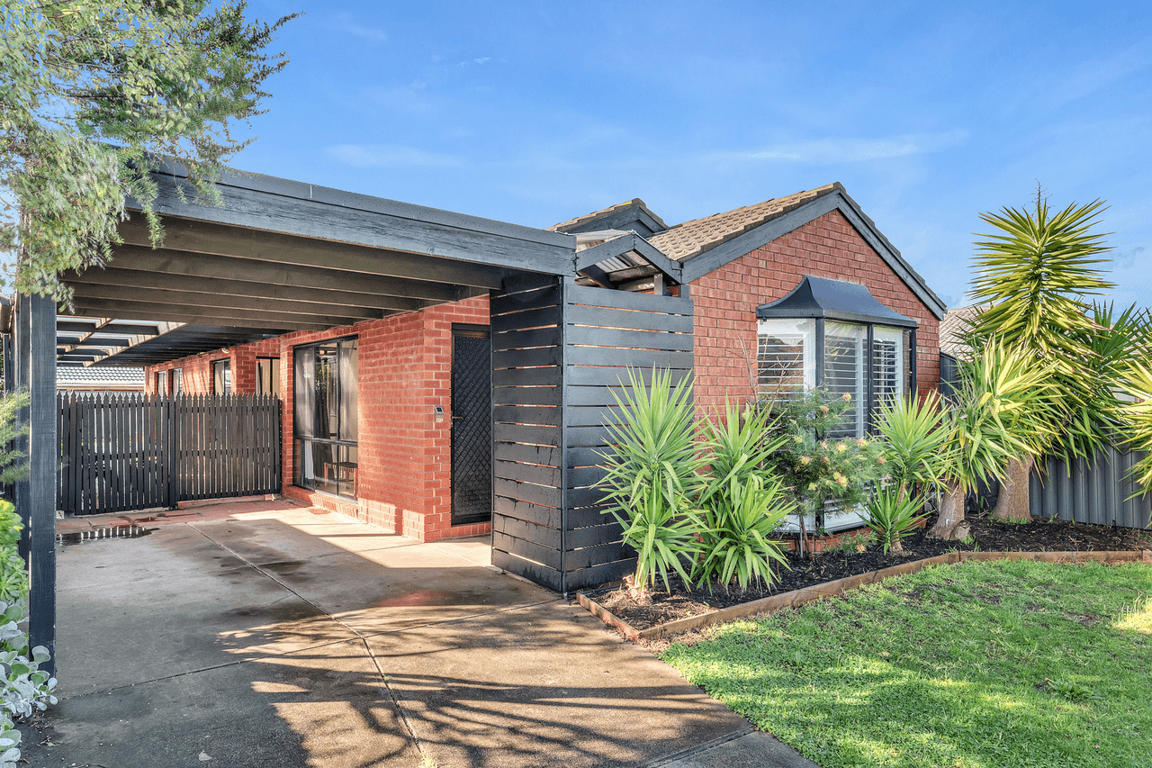 10 Morey Court, Roxburgh Park, VIC 3064