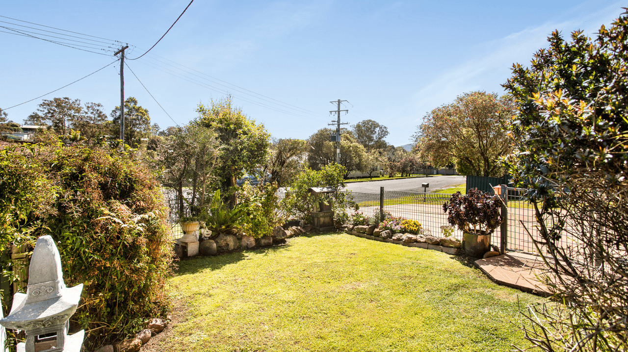 2/2A McPherson Street, WINGHAM, NSW 2429