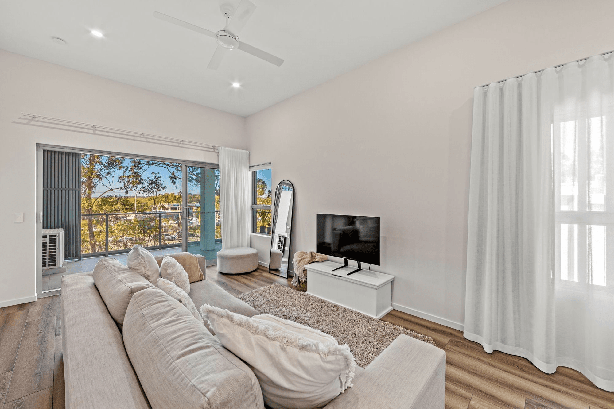 67/30 Careel Close, HELENSVALE, QLD 4212