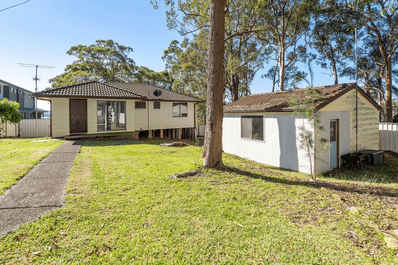 34 Dalley Street, BONNELLS BAY, NSW 2264