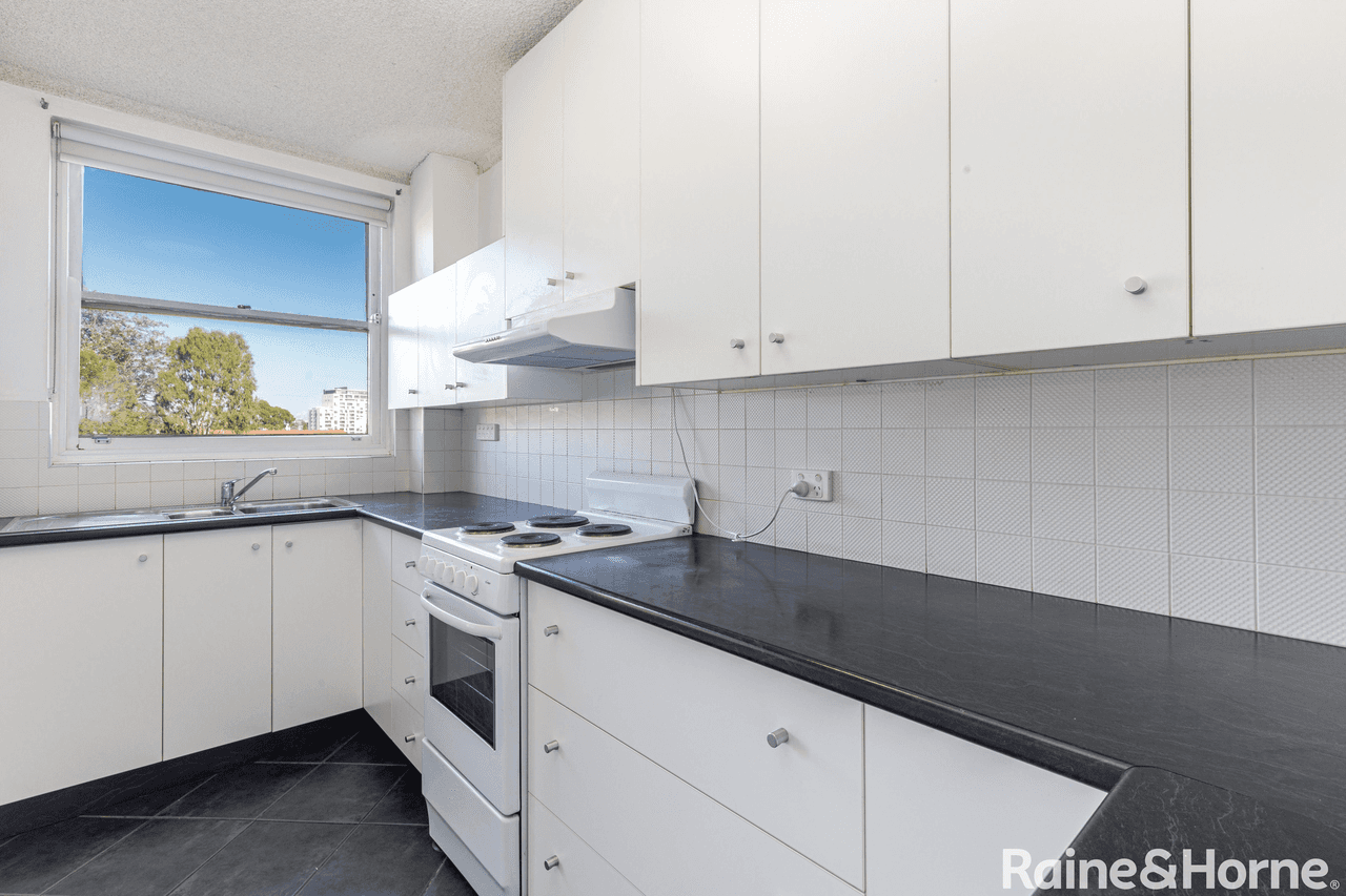 3/142a Good Street, HARRIS PARK, NSW 2150