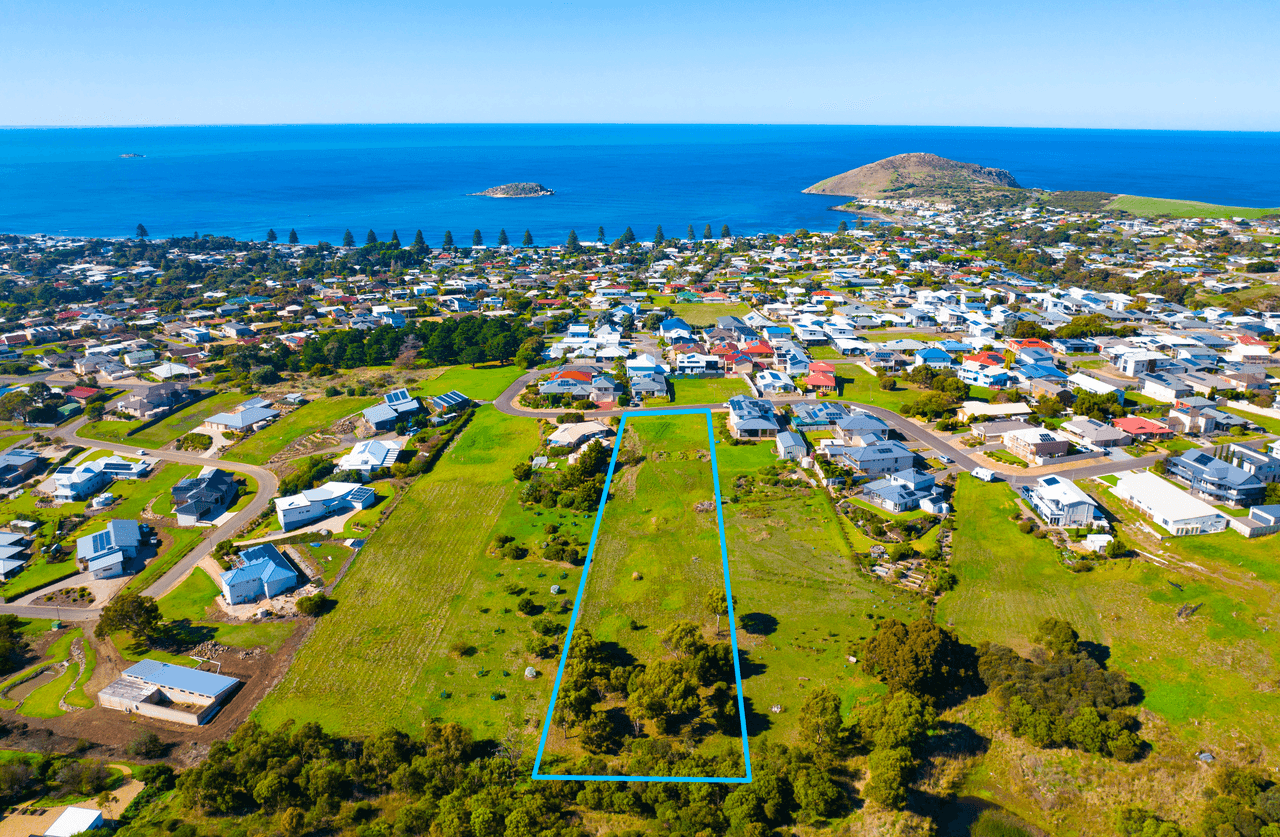 35 Stone Hut Circuit, ENCOUNTER BAY, SA 5211