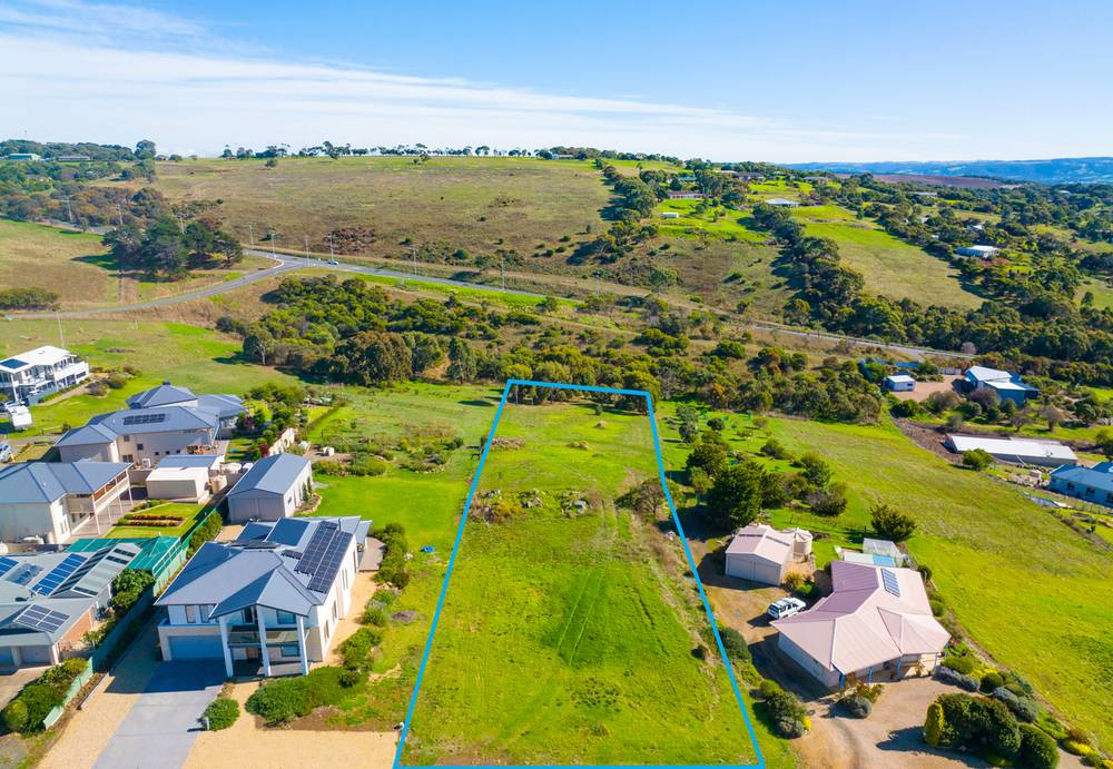 35 Stone Hut Circuit, ENCOUNTER BAY, SA 5211