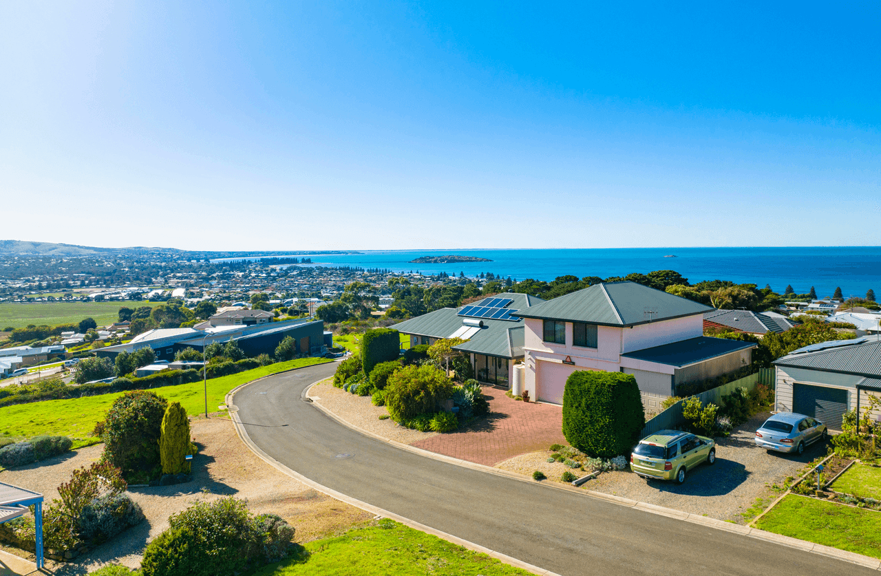 35 Stone Hut Circuit, ENCOUNTER BAY, SA 5211