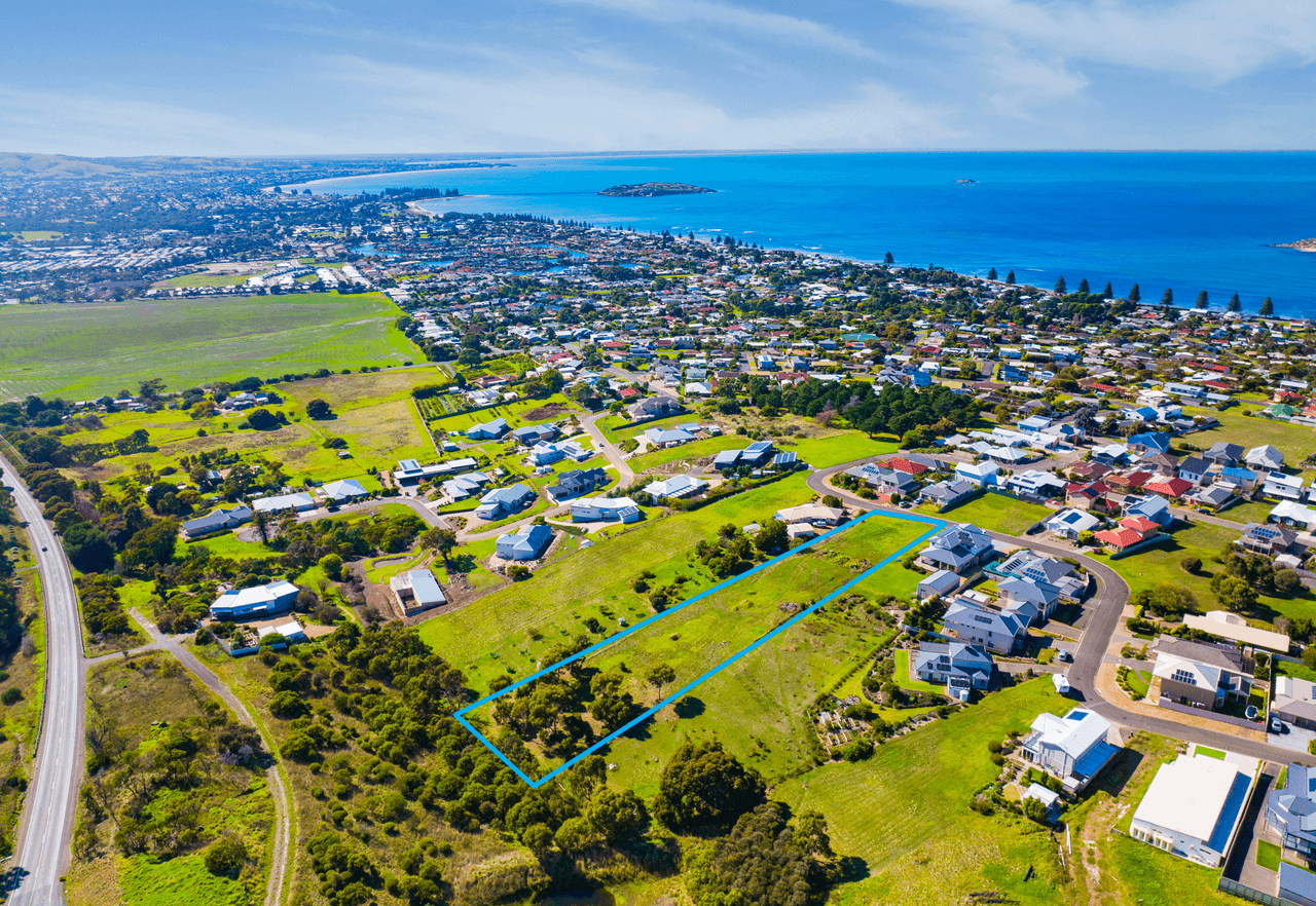 35 Stone Hut Circuit, ENCOUNTER BAY, SA 5211