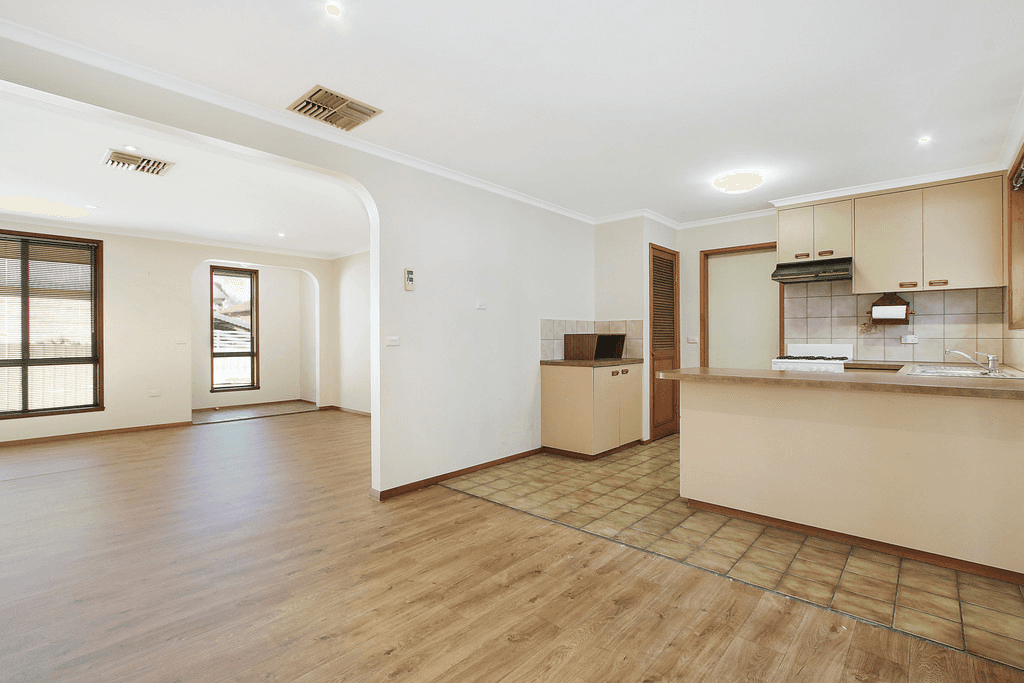 1/477 Schubach Street, EAST ALBURY, NSW 2640