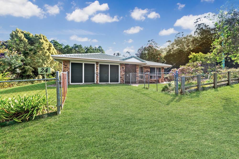 24 Cobb and Co Drive, BEERBURRUM, QLD 4517