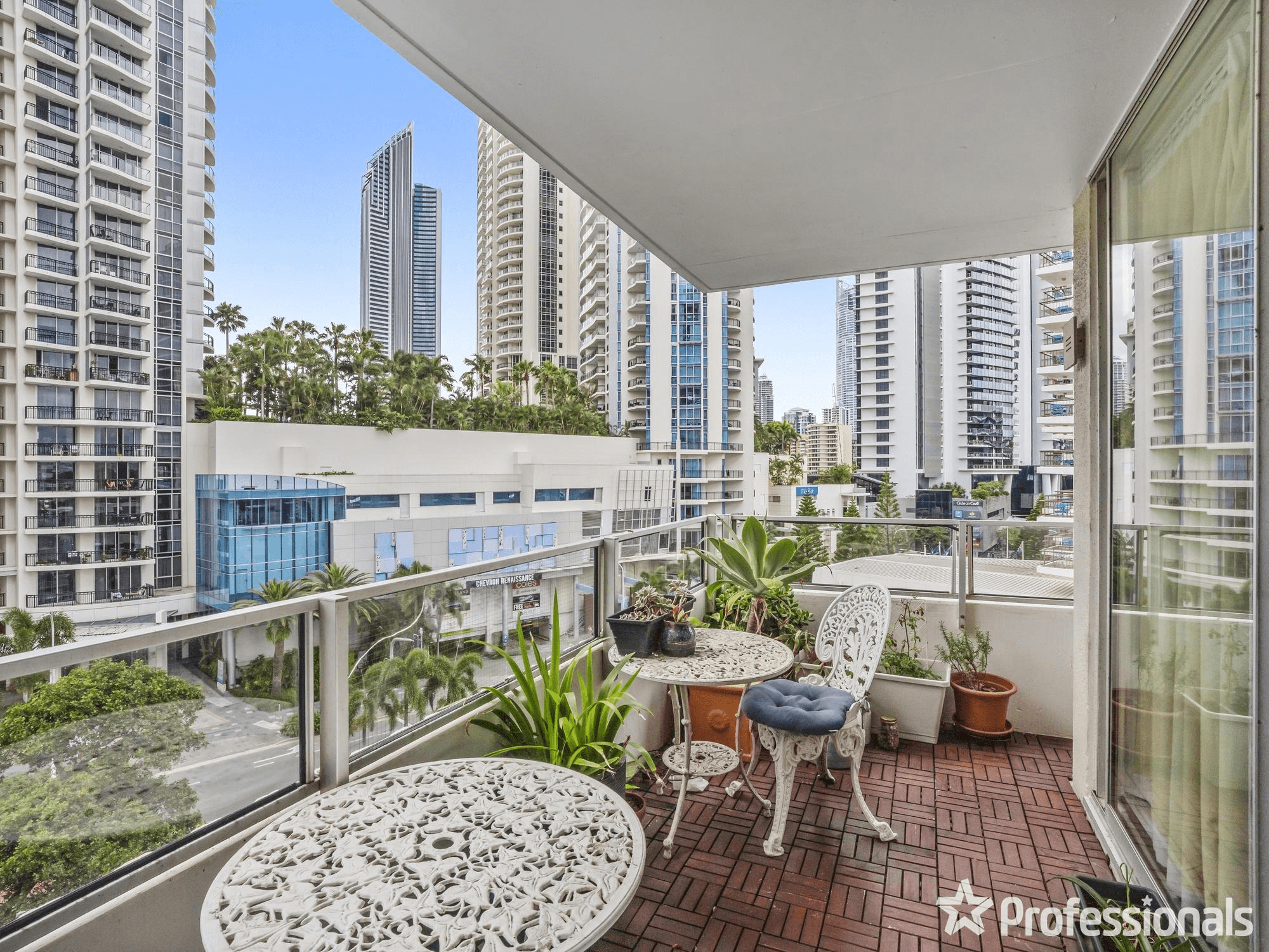 19/40 Ferny Avenue, SURFERS PARADISE, QLD 4217