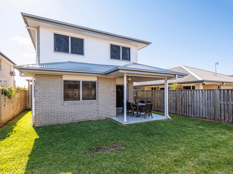 27 Belconnen Drive, Pimpama, QLD 4209