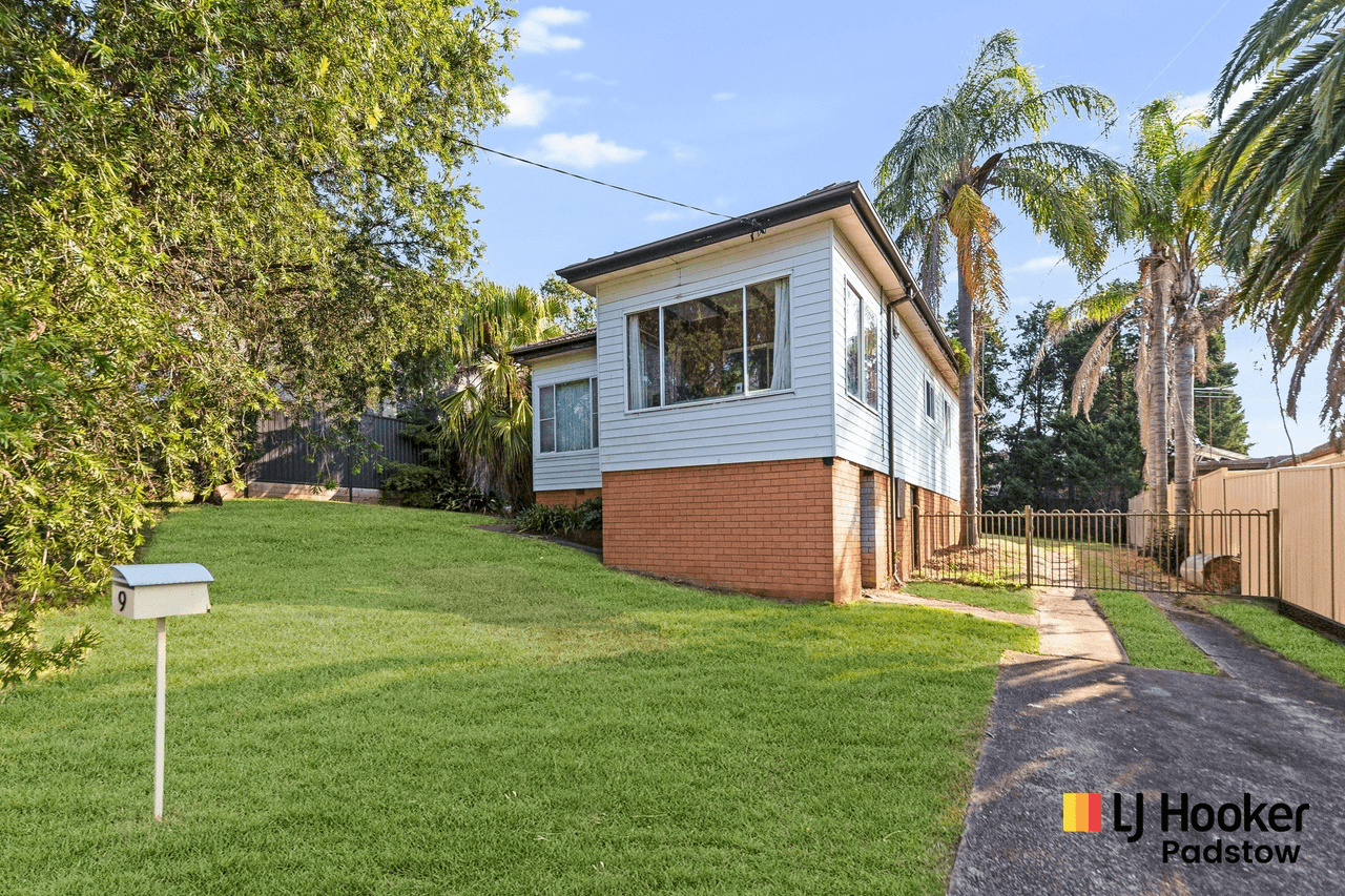 9 Lorraine Avenue, PADSTOW HEIGHTS, NSW 2211