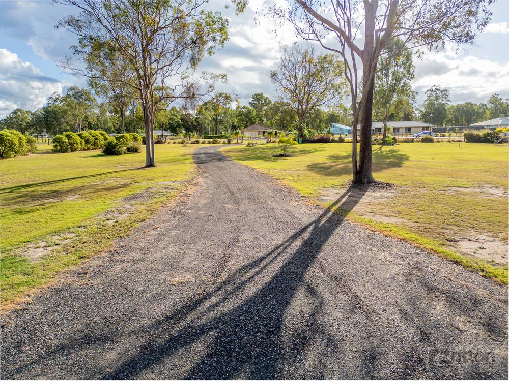 14 Cockatoo Drive, Adare, QLD 4343