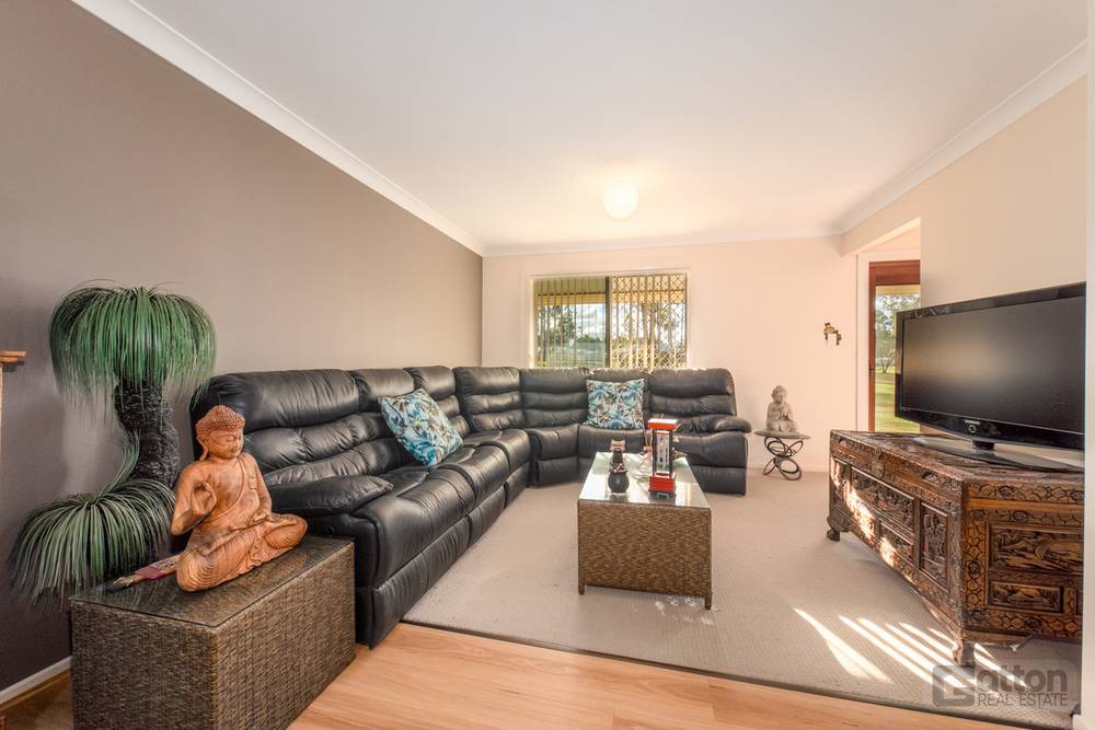 14 Cockatoo Drive, Adare, QLD 4343