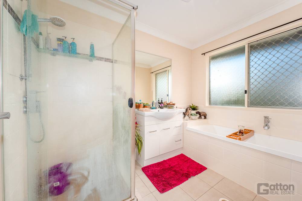 14 Cockatoo Drive, Adare, QLD 4343
