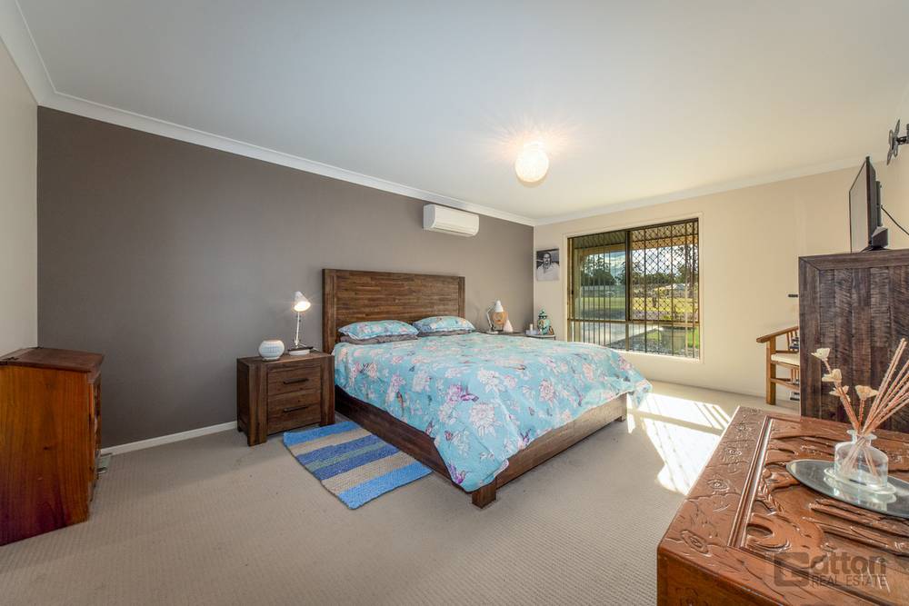 14 Cockatoo Drive, Adare, QLD 4343
