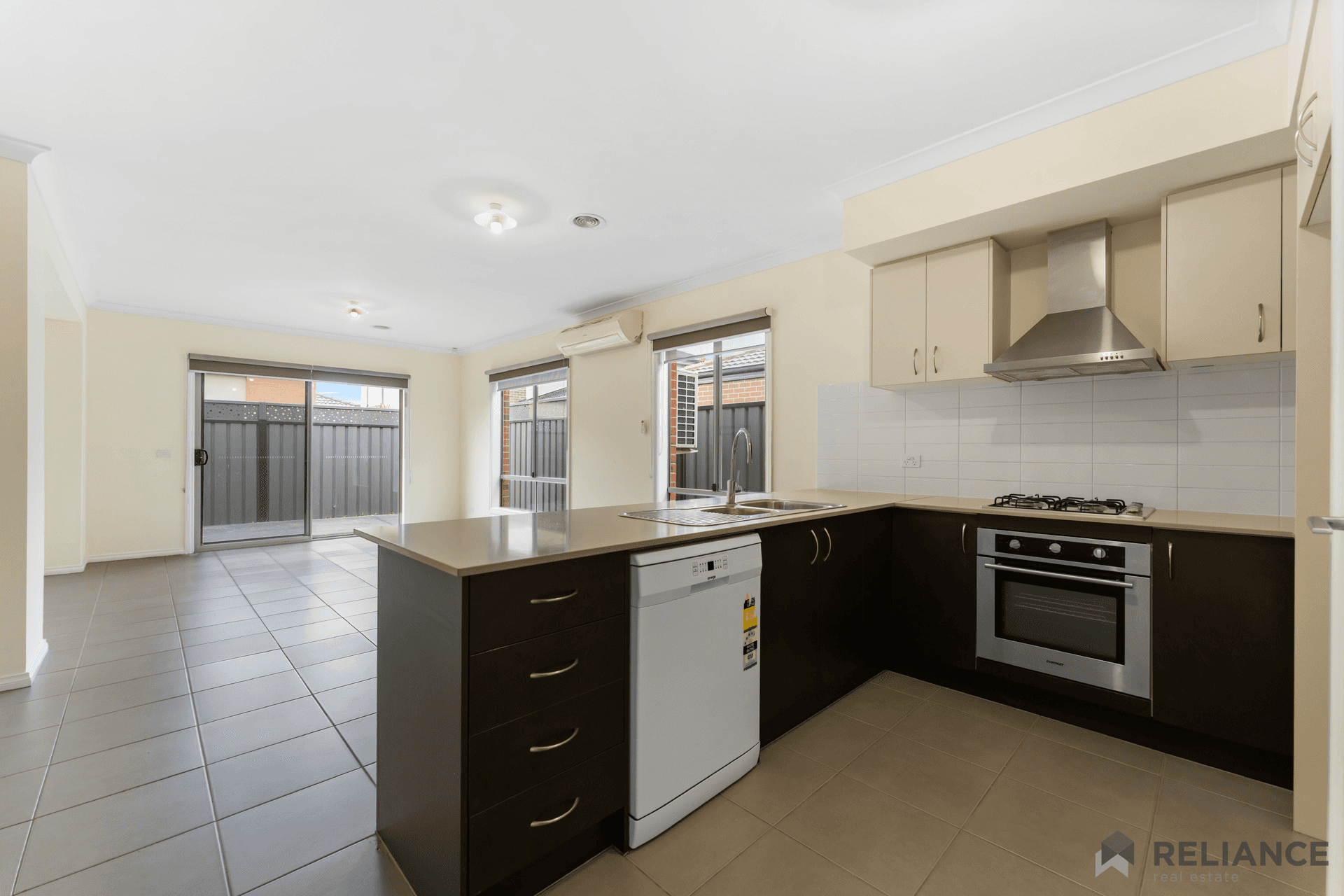 12 Leafton Street, Truganina, VIC 3029