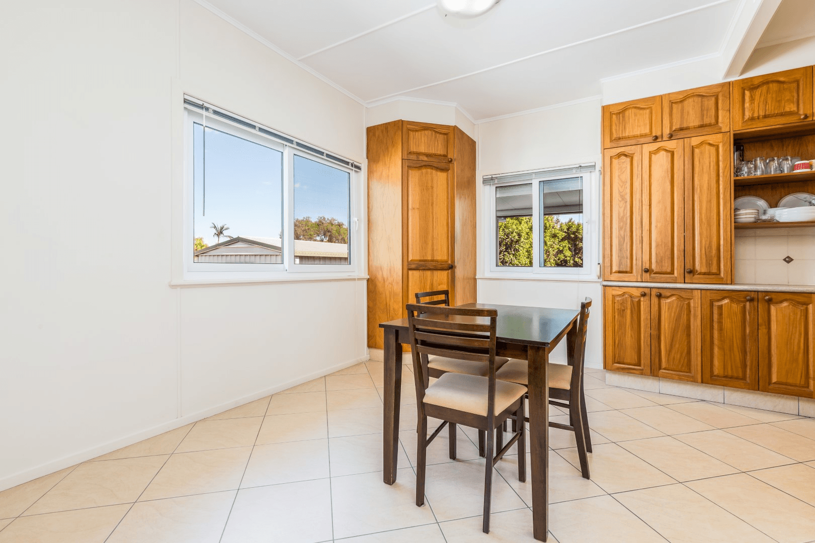 10 BLAXLAND STREET, EASTERN HEIGHTS, QLD 4305