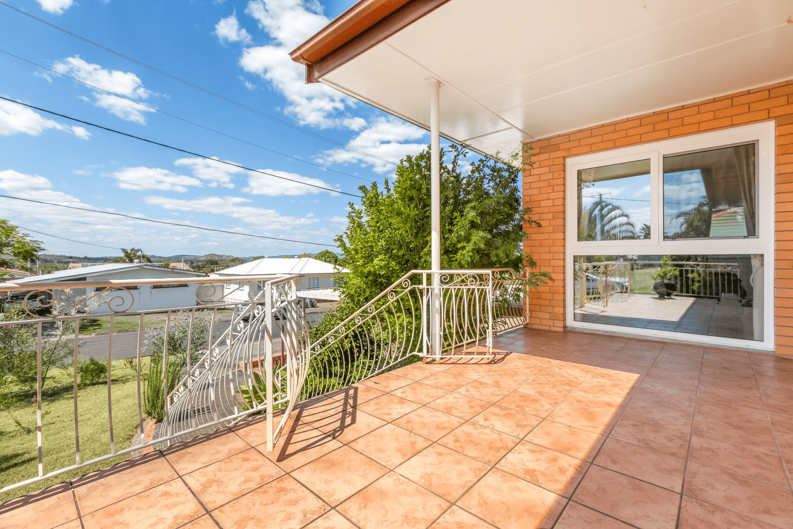 10 BLAXLAND STREET, EASTERN HEIGHTS, QLD 4305